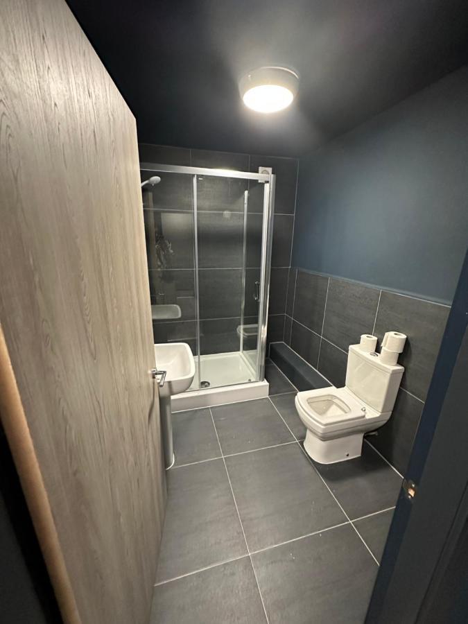 Penthouse Apartment, Sleeps 21 With Terrace Liverpool Ngoại thất bức ảnh